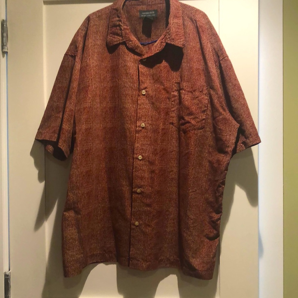 Vanderbilt men’s XL dress shirt